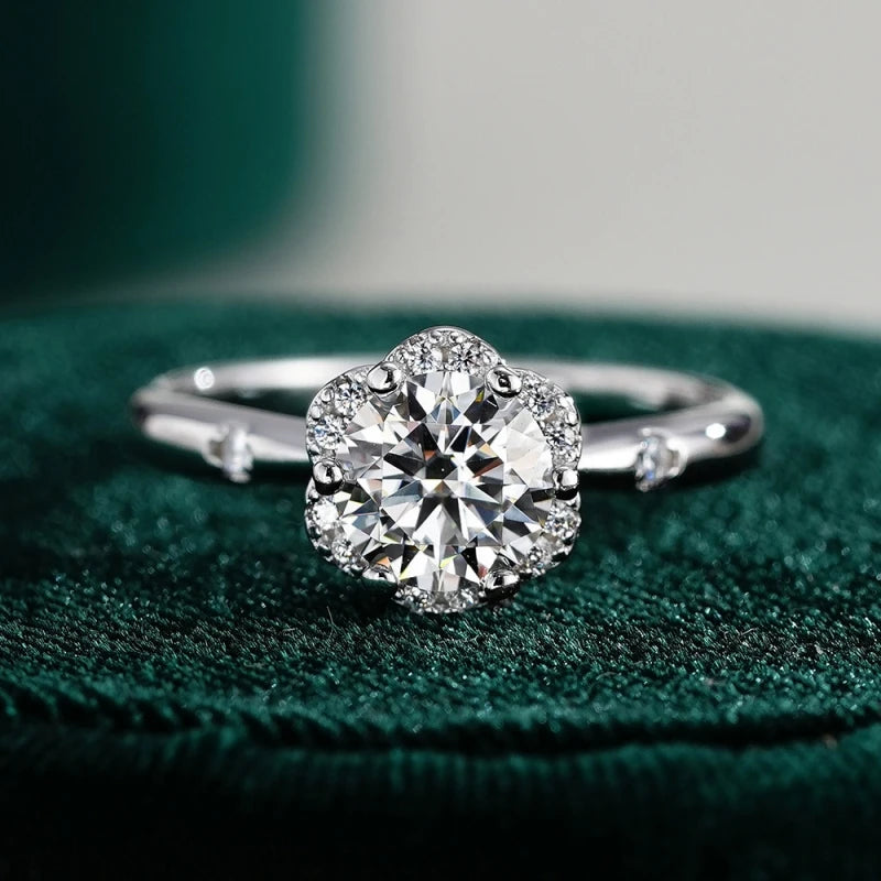 Girlfriend Valentine's Day 18K White Gold Women Wedding Band 1CT Moissanite Diamond Daughter Birthday Gift PT950 Platinum Rings